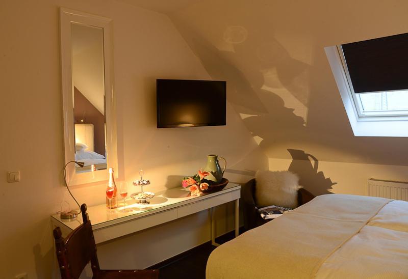 Landhotel Alte Toepferei ดุยส์บูร์ก ภายนอก รูปภาพ