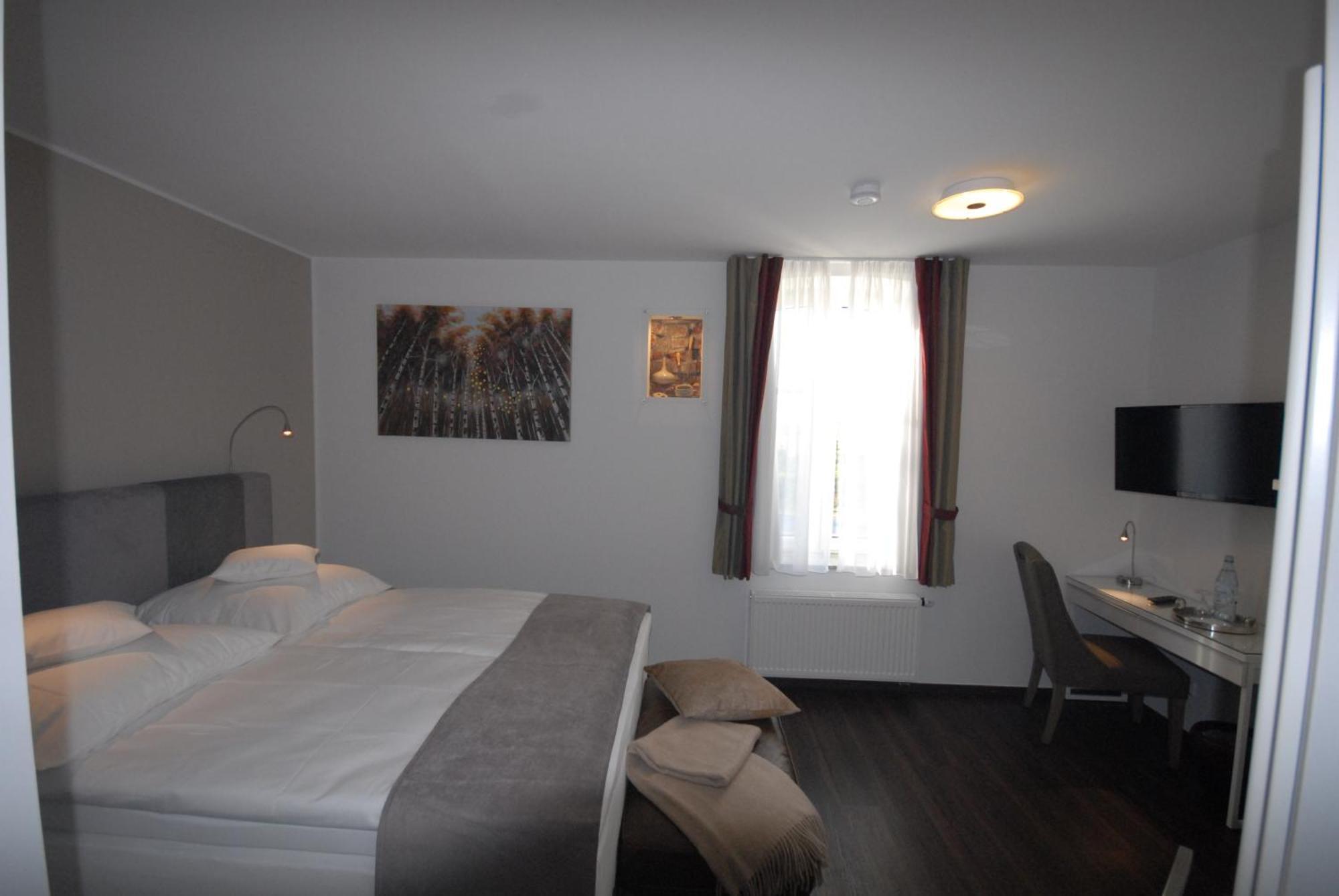 Landhotel Alte Toepferei ดุยส์บูร์ก ภายนอก รูปภาพ