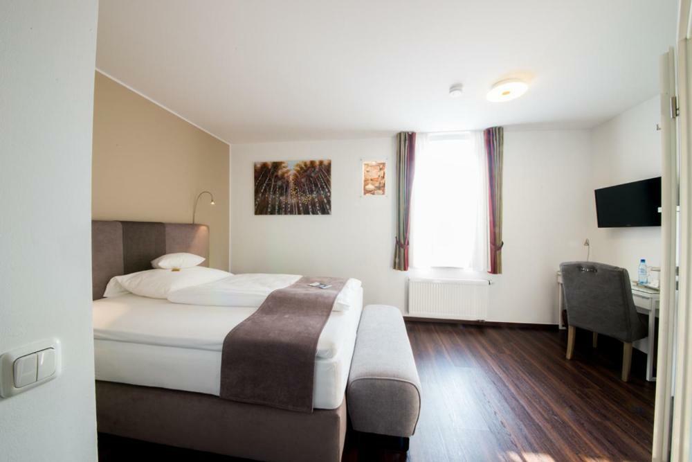 Landhotel Alte Toepferei ดุยส์บูร์ก ภายนอก รูปภาพ