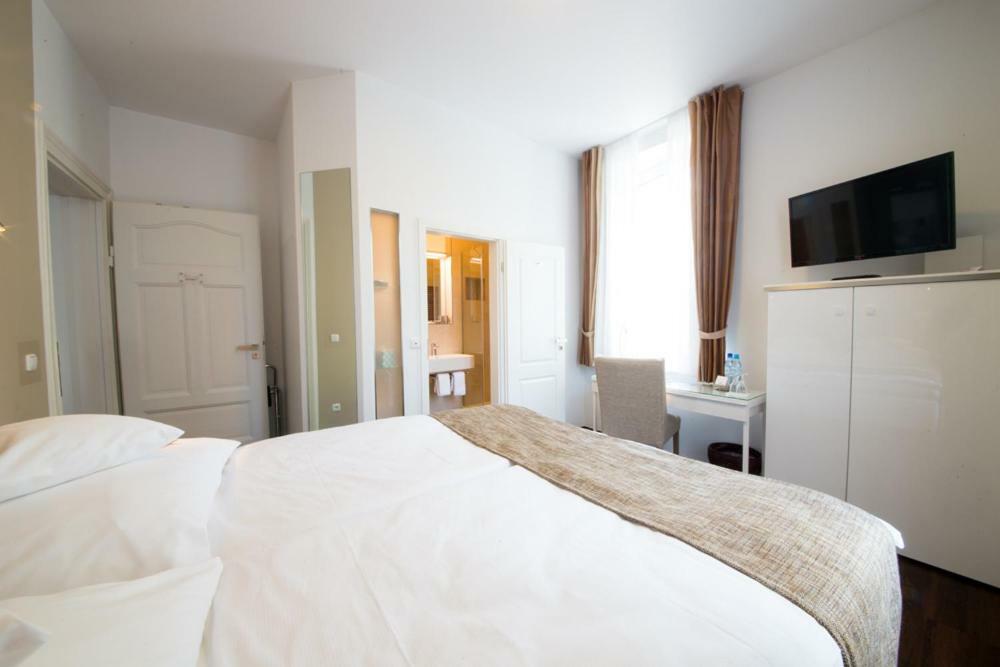 Landhotel Alte Toepferei ดุยส์บูร์ก ภายนอก รูปภาพ