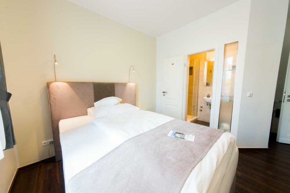 Landhotel Alte Toepferei ดุยส์บูร์ก ภายนอก รูปภาพ