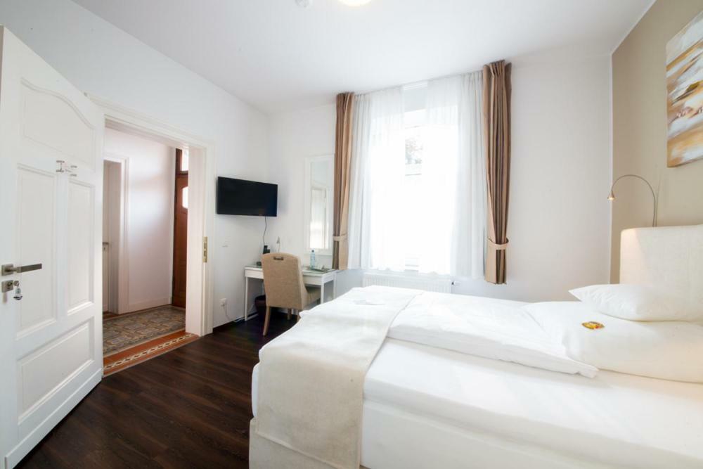 Landhotel Alte Toepferei ดุยส์บูร์ก ภายนอก รูปภาพ